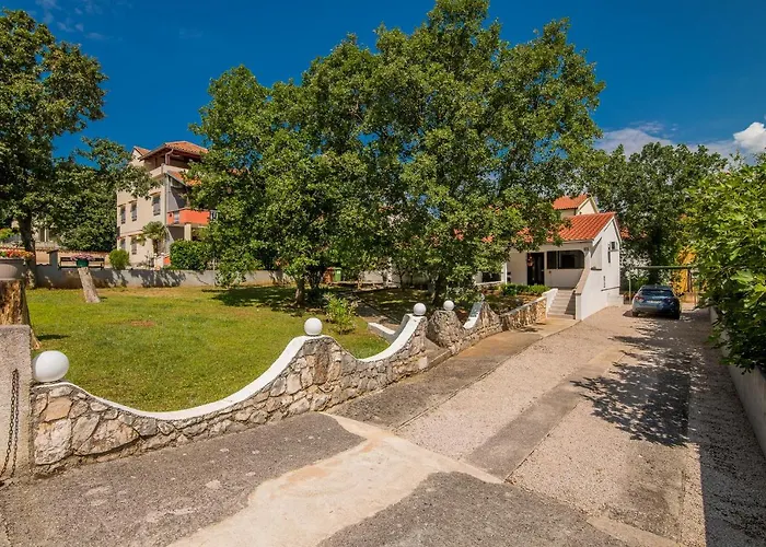 Dinka דירה Čižići